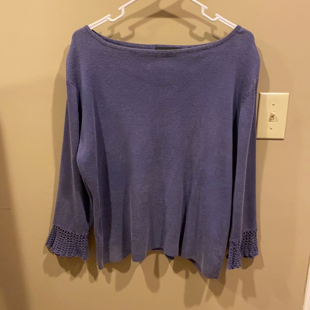 Long sleeve crew neck